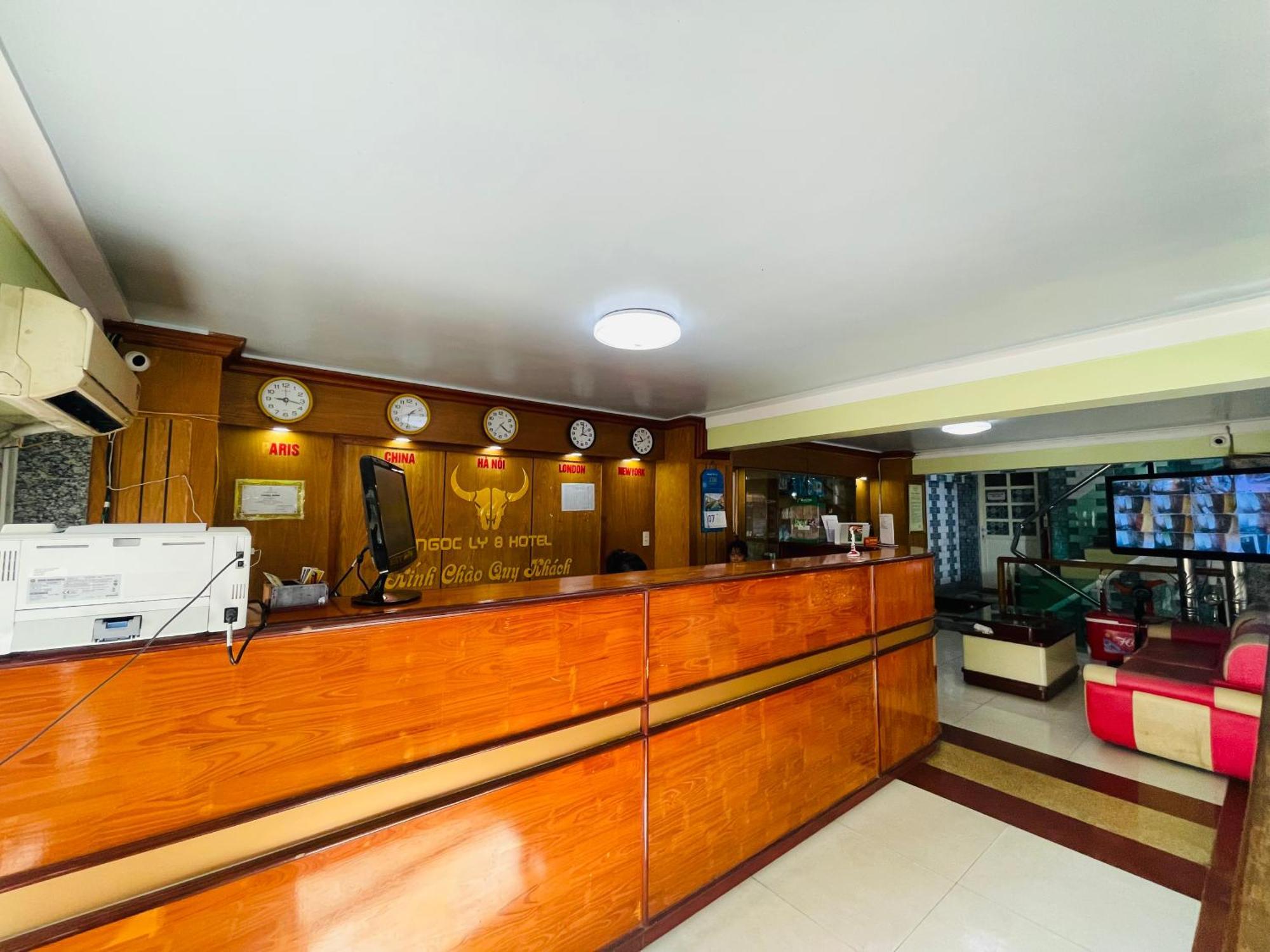 Hotel Khach San Ngoc Ly 8 Thanh Hóa Exterior foto