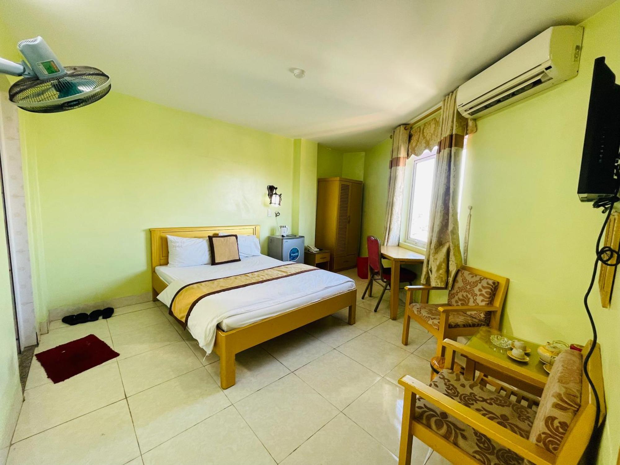 Hotel Khach San Ngoc Ly 8 Thanh Hóa Exterior foto