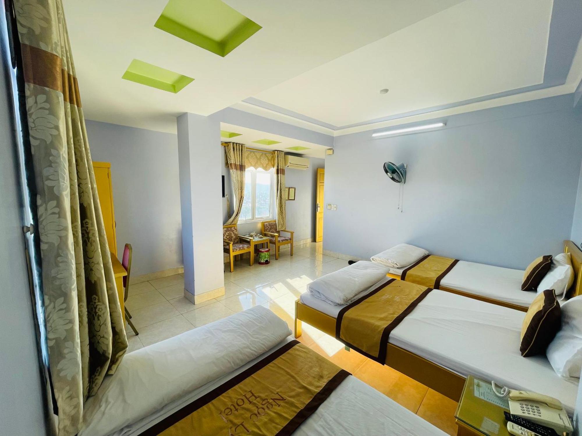 Hotel Khach San Ngoc Ly 8 Thanh Hóa Exterior foto