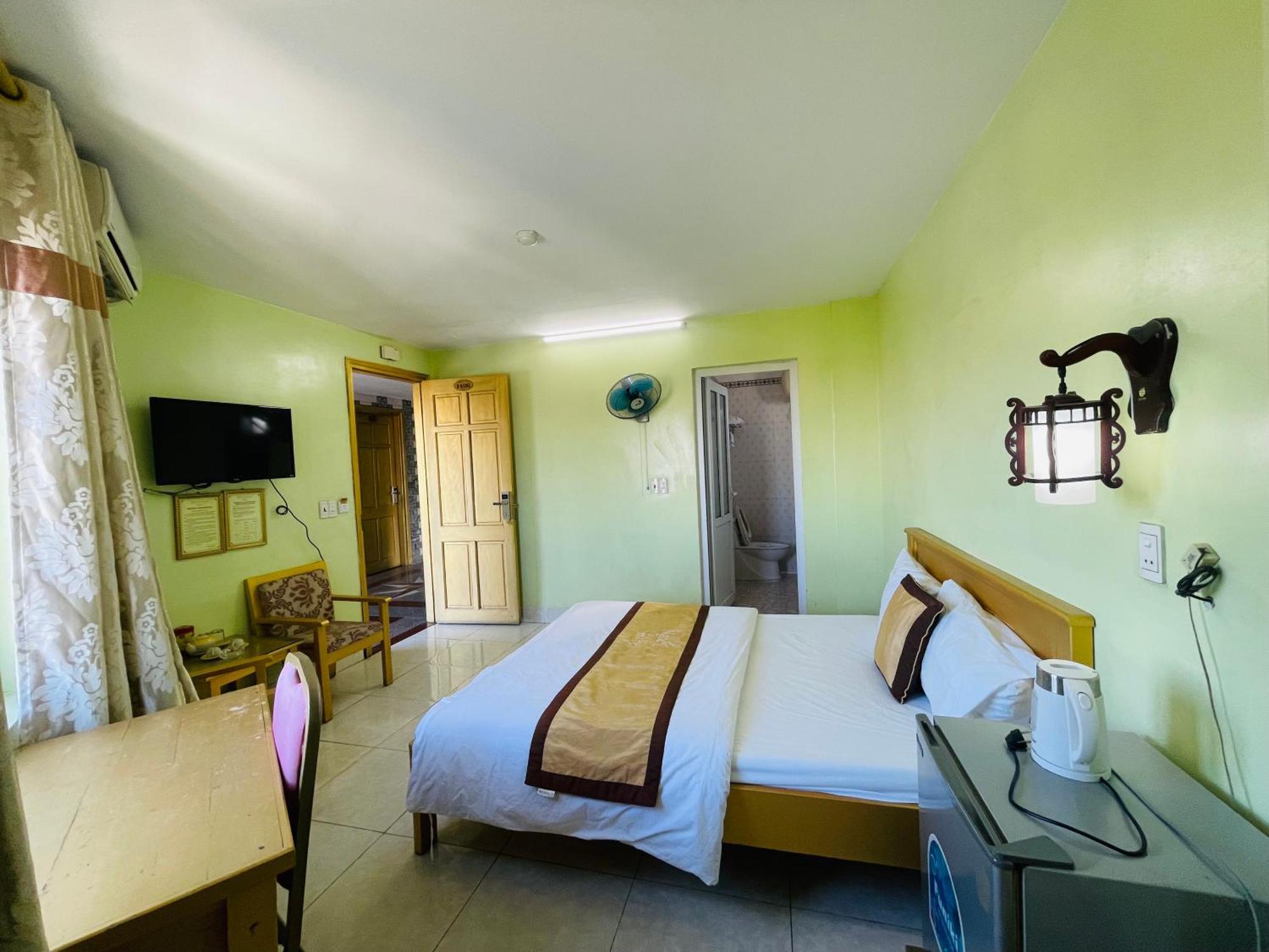 Hotel Khach San Ngoc Ly 8 Thanh Hóa Exterior foto